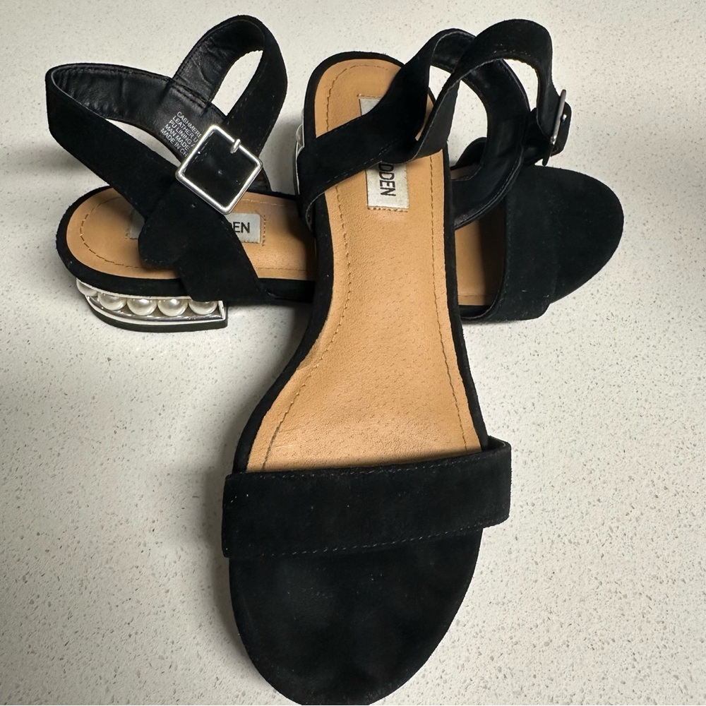 Steve Madden Black Pearl Heel